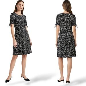 TALBOTS Petite Black White Floral Print Fit And Flare Short Sleeve Dress US MP